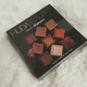 HUDA BEAUTY MAUVE OBSESSIONS